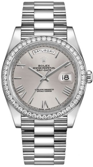 replique Montre homme Rolex Day-Date 40 cadran argenté 228349RBR