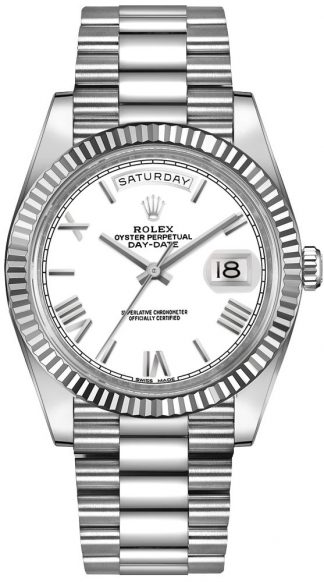 replique Montre homme Rolex Day-Date 40 en or blanc 18 carats 228239